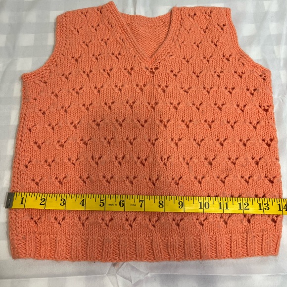 Handmade knit vest - Picture 2 of 2